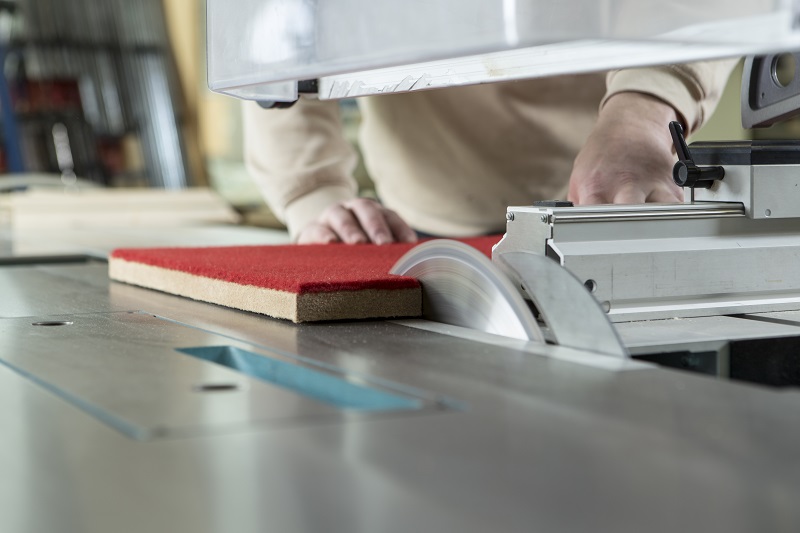 Akustikdeckenplatte für Rasterdecke, Schallabsorber, gesunde Raumluft durch Schafwollfilz, Farbe Mittelbraun